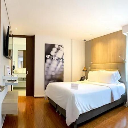 Quo Quality Hotel Manizales Buitenkant foto Deluxe Room