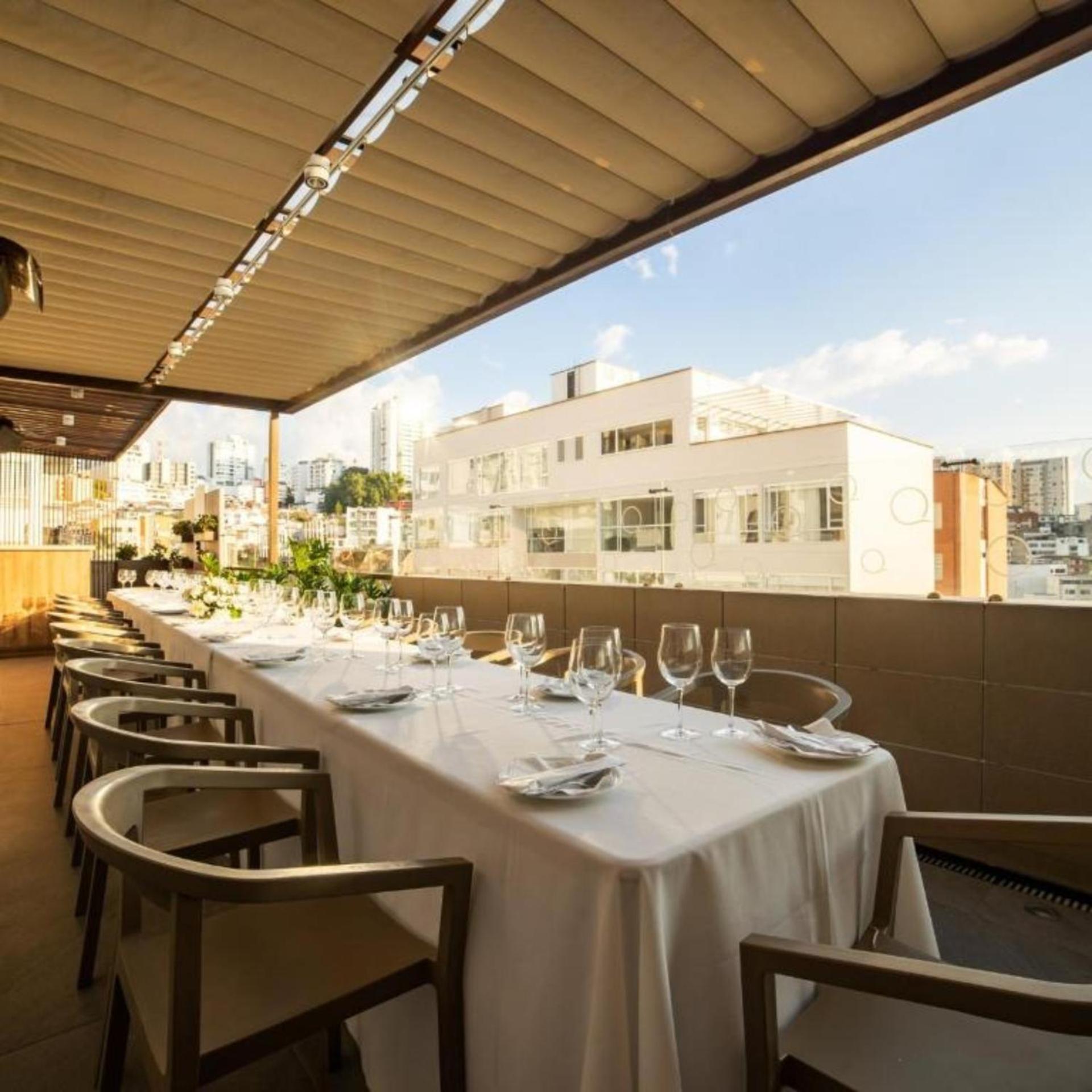 Quo Quality Hotel Manizales Buitenkant foto The Terrace at the Four Seasons Hotel