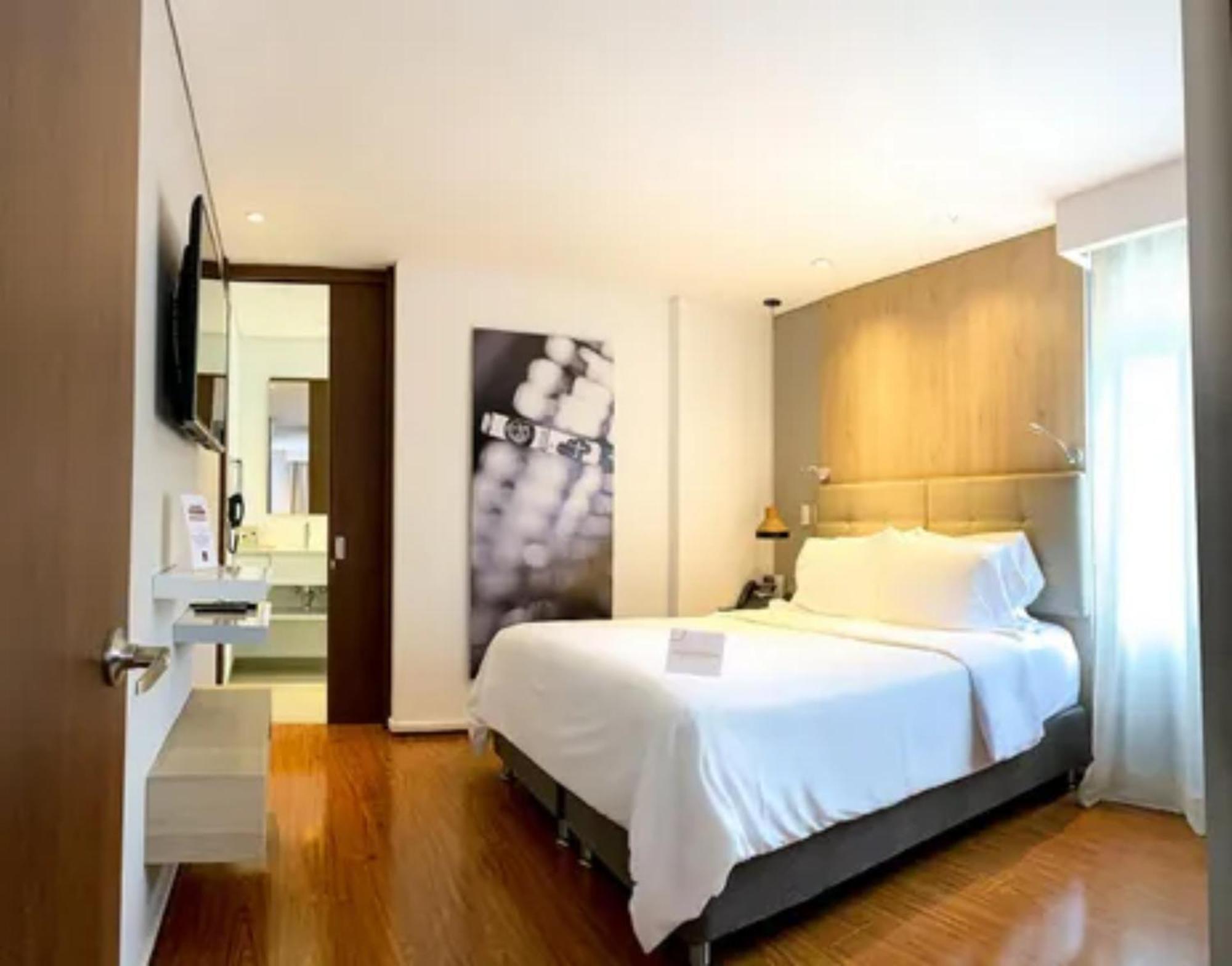 Quo Quality Hotel Manizales Buitenkant foto Deluxe Room
